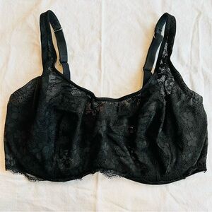 Victoria’s Secret 38DDD black eyelash lace underwire bra